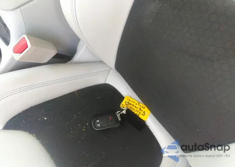 2020 Jeep Cherokee Latitude Plus Fwd z USA, uszkodzony, nr VIN 1C4PJLLX9LD525190